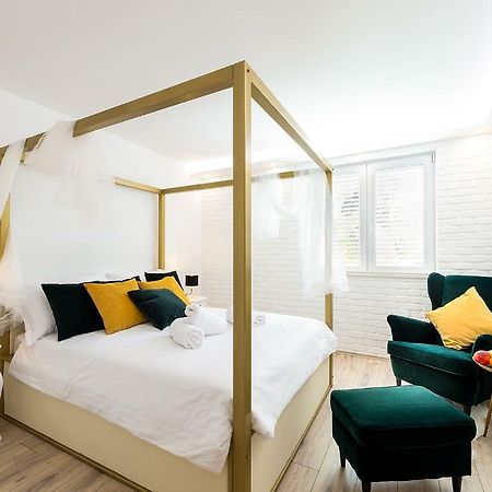 Apartments Mediteraneo Врсар Экстерьер фото
