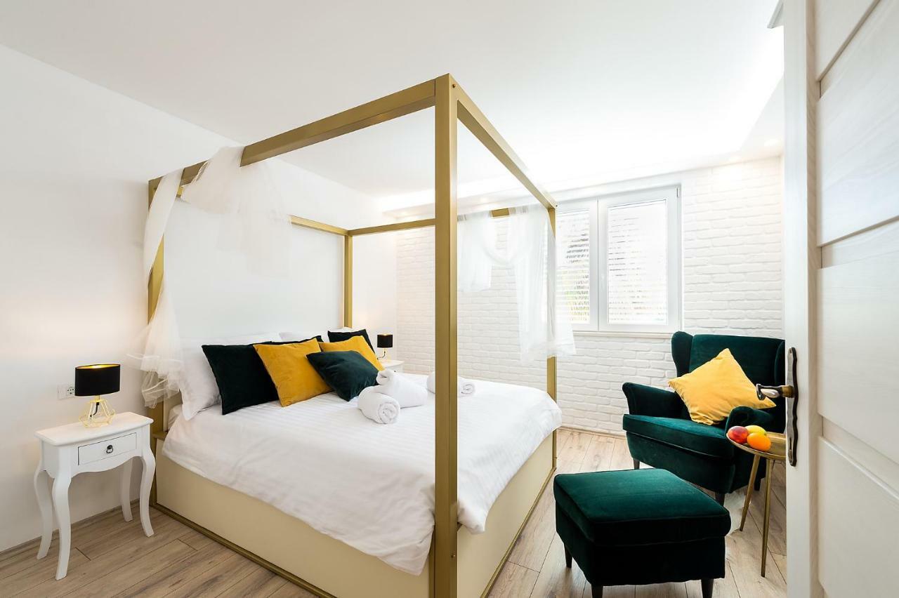 Apartments Mediteraneo Врсар Экстерьер фото