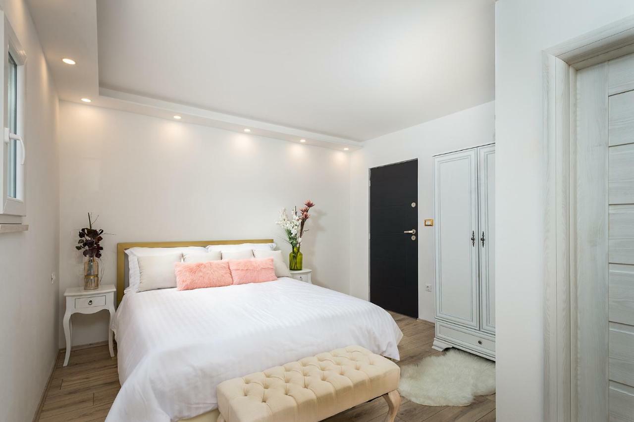 Apartments Mediteraneo Врсар Экстерьер фото