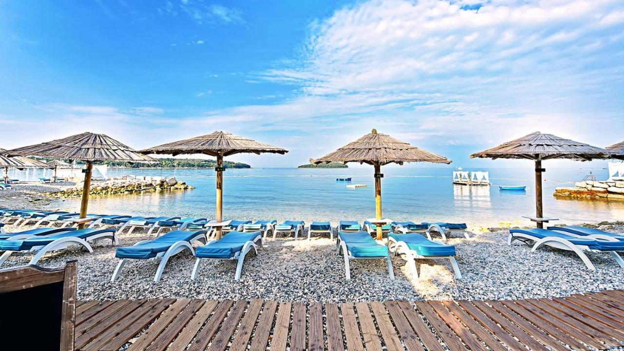 Apartments Mediteraneo Врсар Экстерьер фото